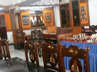 فندق تشيرنج كروس أوتي المظهر الخارجي الصورة